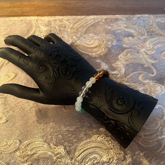 Money Maker Beaded Bracelet - Picture 5 of 6